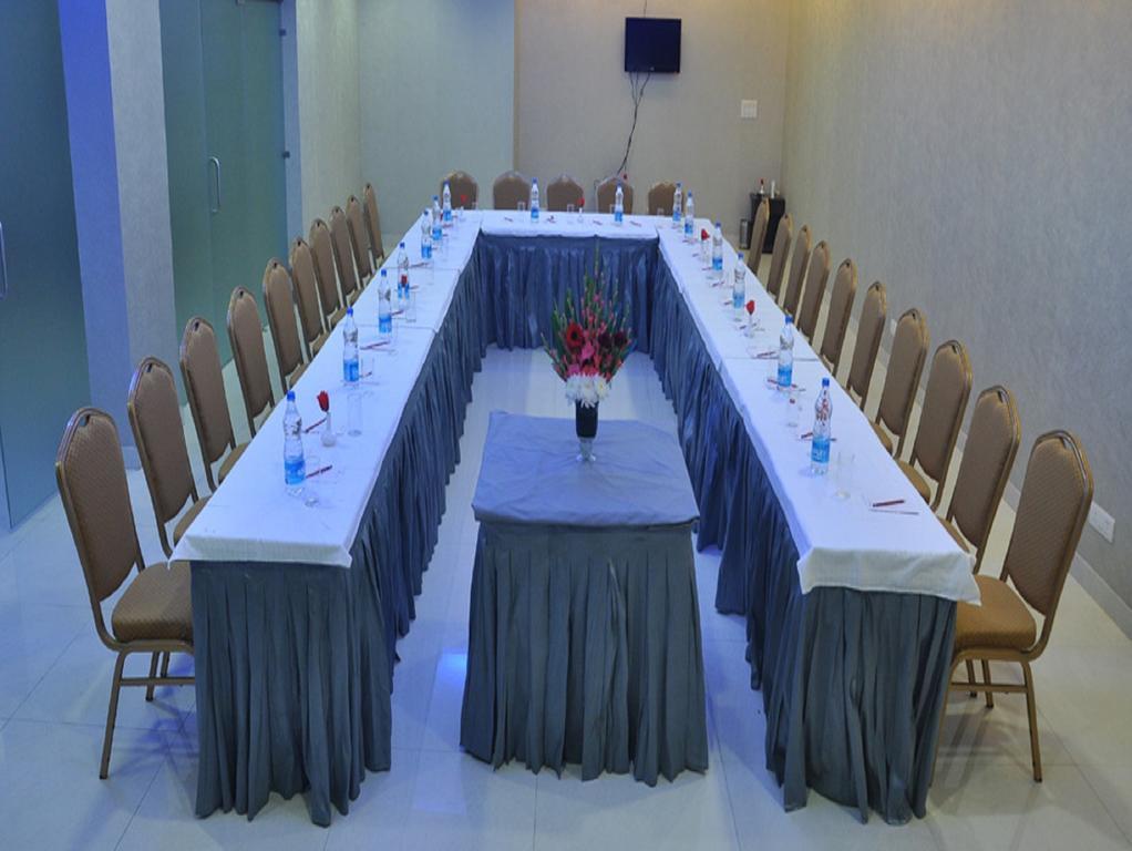 Majestic Hotel 3*